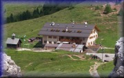 Capanna Passo Valles